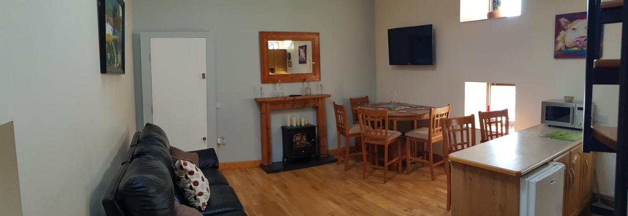 Apartment 3 Bedroom Banagher Town Centre 外观 照片