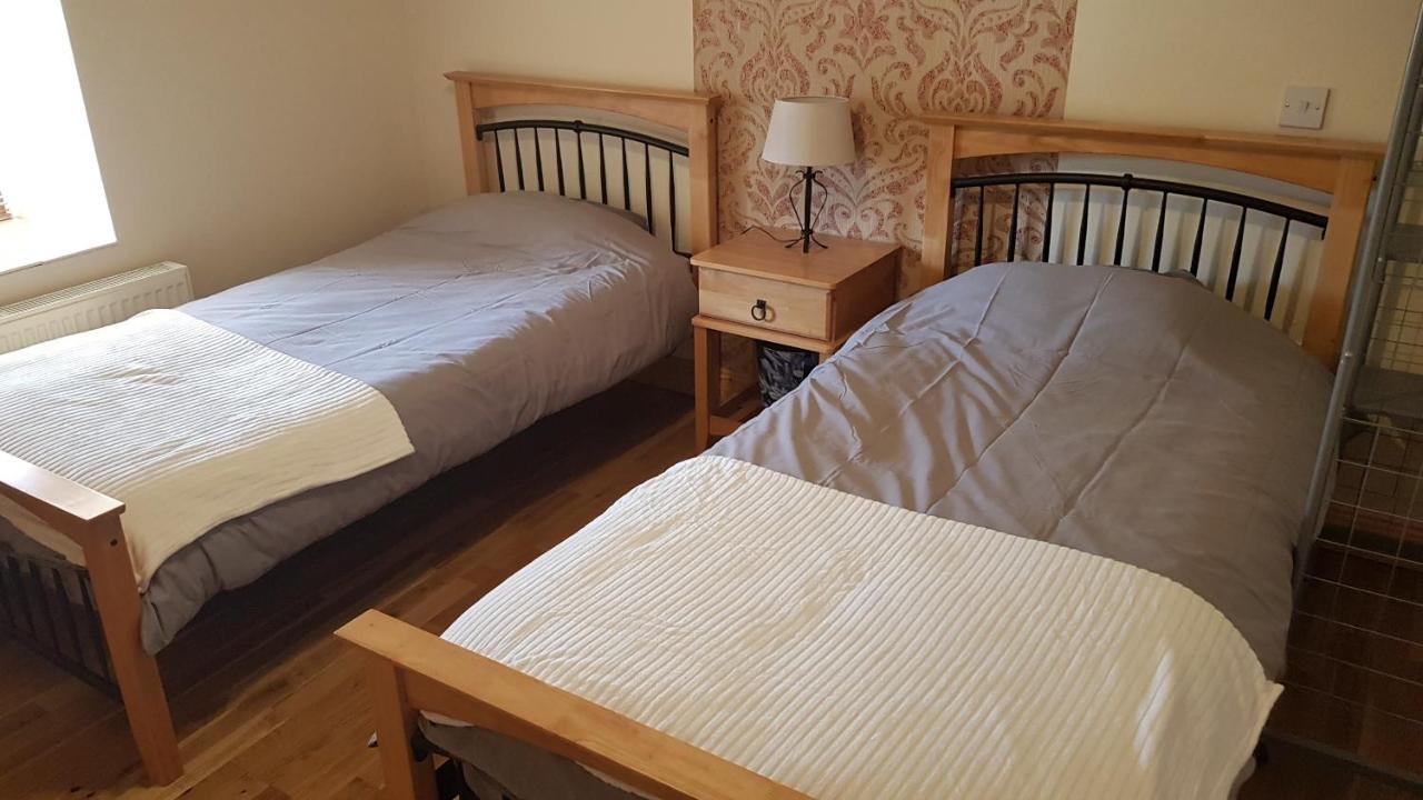 Apartment 3 Bedroom Banagher Town Centre 外观 照片