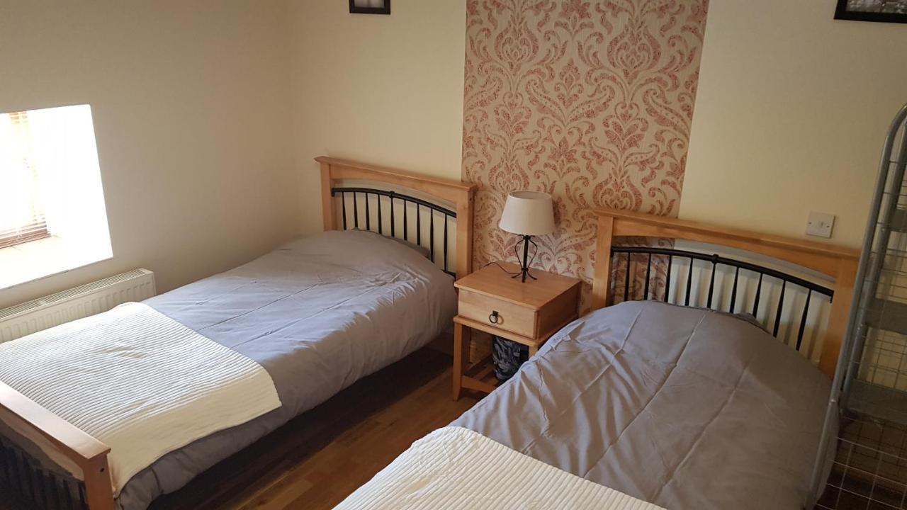 Apartment 3 Bedroom Banagher Town Centre 外观 照片