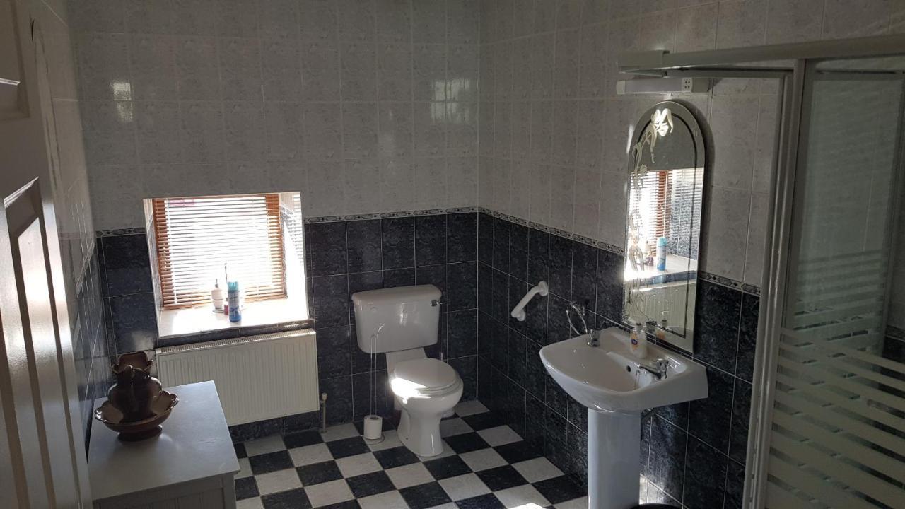Apartment 3 Bedroom Banagher Town Centre 外观 照片