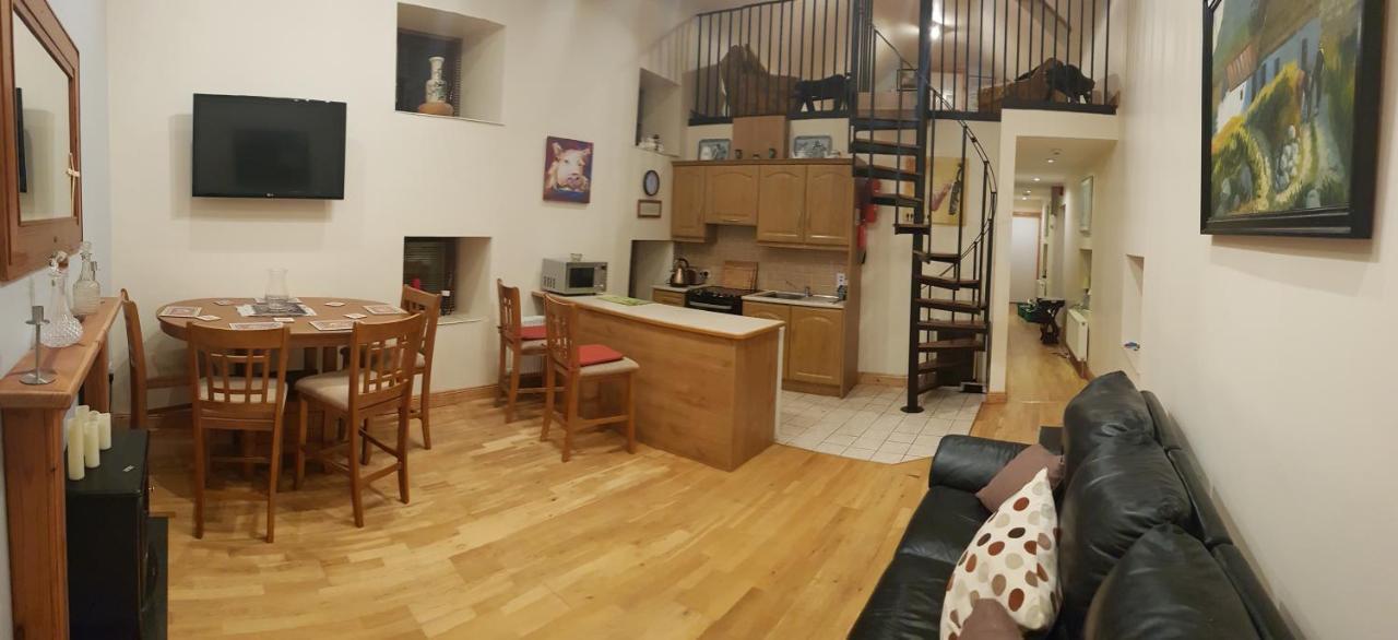 Apartment 3 Bedroom Banagher Town Centre 外观 照片