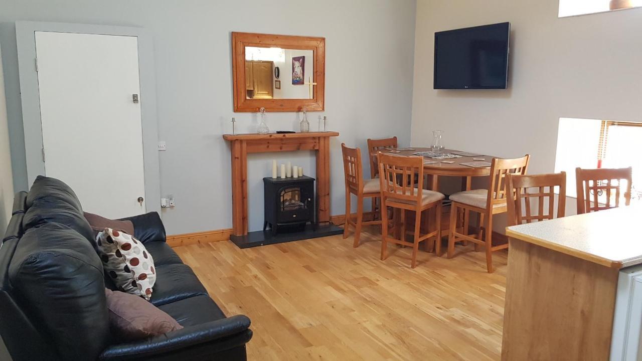 Apartment 3 Bedroom Banagher Town Centre 外观 照片